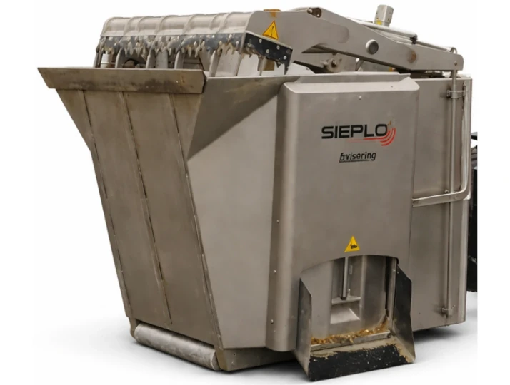 Takarmánykeverő és etető