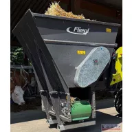 Kiosztókanál 1500mm szalagos Fliegl
