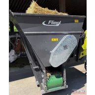 Kiosztókanál 1500mm szalagos Fliegl