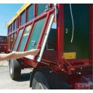 Strautmann két-tengelyes 18 to pótkocsi fa felépítménnyel