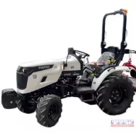   Startrac 26 új kompakt traktor,  manuális váltóval, széles  mg. gumizással