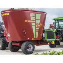 Takarmány keverő-kiosztó kocsik